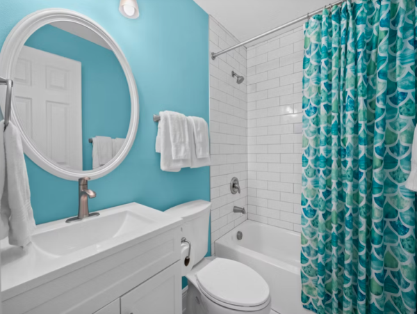Beachside Retreat 4-Bedroom Home Rental - Your Perfect Island Getaway